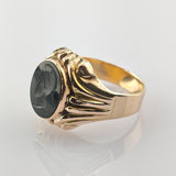 Klassischer Statement-Ring aus Gold mit Onyx-Kamee