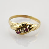 Zeitloser Statement-Ring aus Gold mit Diamant und Rubin