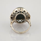 Silberring mit filigranem Vintage-Design und gewölbter Oberseite.