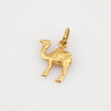 Charmanter Kamel-Anhänger aus Gold