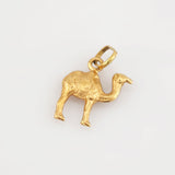 Charmanter Kamel-Anhänger aus Gold