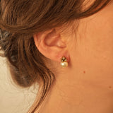 Klassische Ohrstecker aus Gold mit Perlen und Diamanten