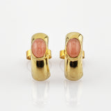 Charmante Ohrstecker aus Gold mit Mondstein