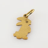Anhänger aus Gold in Hasenform mit kleinem Diamant als Auge