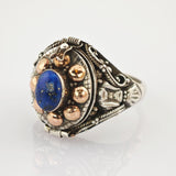 Antik-Silberring mit ovalem blauen Lapislazuli und goldfarbenen Perlen im Vintage-Stil