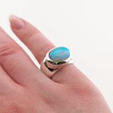 Breiter Bandring aus Silber mit Opal-Cabochon um 1980