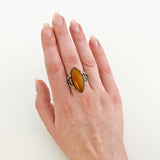 Vintage-Ring aus Silber mit honigfarbenem Farbstein