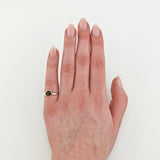 Organisch fließender Ring aus Silber mit Bernstein