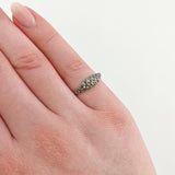 Eleganter Silberring mit funkelnden Markasiten