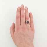 Eleganter Weißgold-Ring mit Turmalin in Brilliantschliff