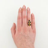 Elegantes Granat-Schmuckset aus Gold, bestehend aus Ring und Ohrclips, um 1970