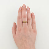 Feiner Goldring mit Diamant