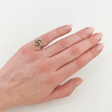 Weißgoldring mit Rubin