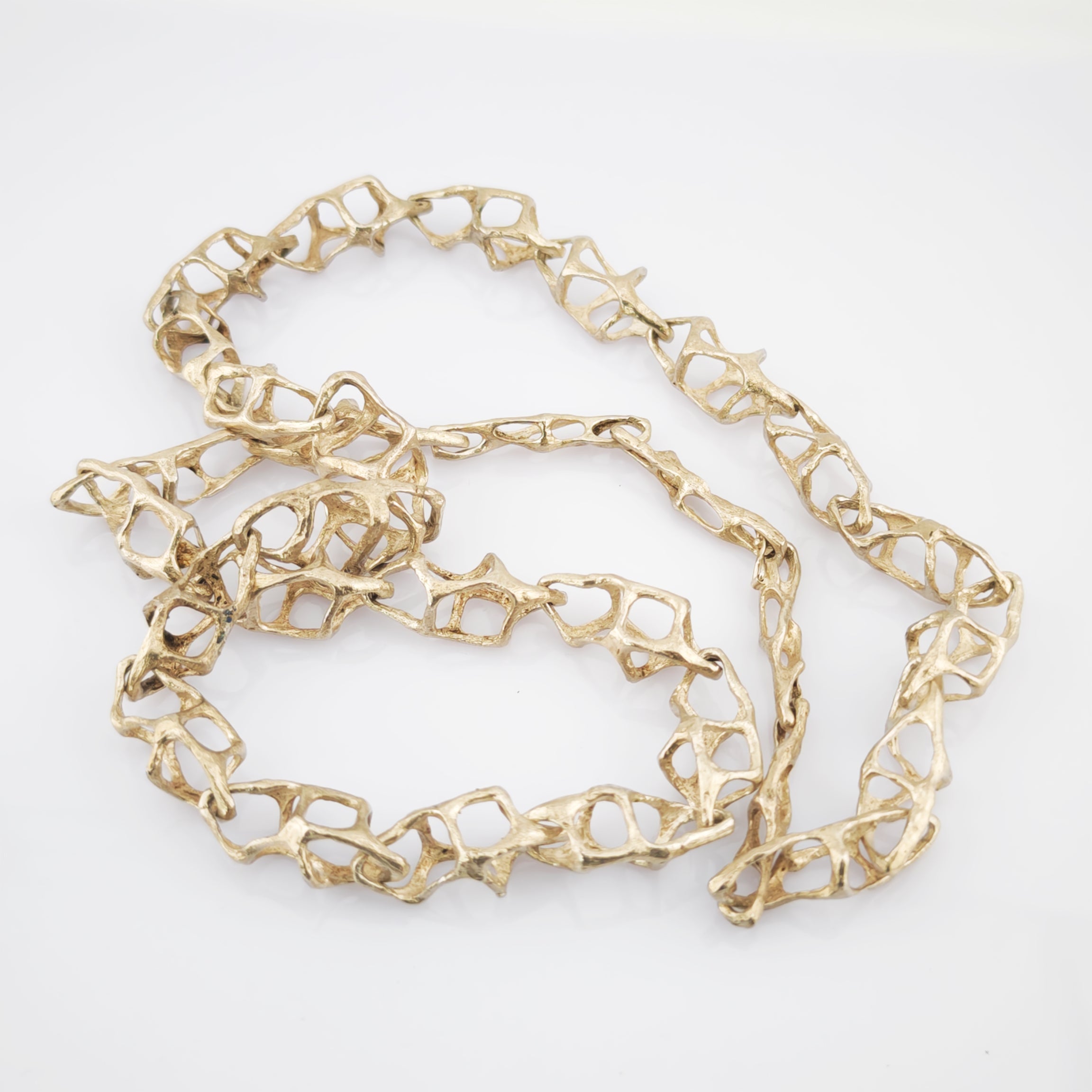 Feine Goldkette mit unregelmäßig geformten organischen Gliedern für Vintage-Schmuckkollektion