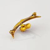Florale Jugendstil-Brosche aus Gold mit Emaille und Saatperle