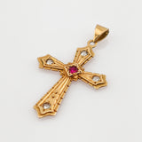 Kreuz-Anhänger mit Rubin und Bergkristallen