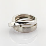 Silber Ring mit verschlungener Form, um 1990