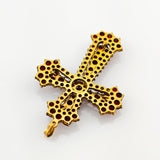 Kreuzanhänger mit Granaten im Stil des 19. Jahrhunderts