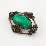 Jugendstil-Brosche mit ovalem Malachit-Cabochon