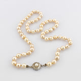 Perlenkette mit Silberverschluss und Zuchtperlen um 1960