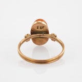 Goldring mit Jaspis Cabochon im Stil der Moderne